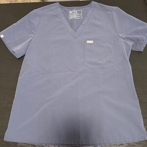 FIGS Catarina one pocket Scrub Top